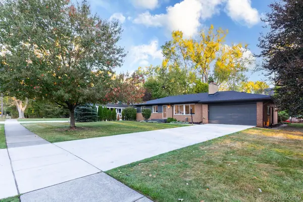 19332 Beverly Road, BeverlyHills, MI 48025