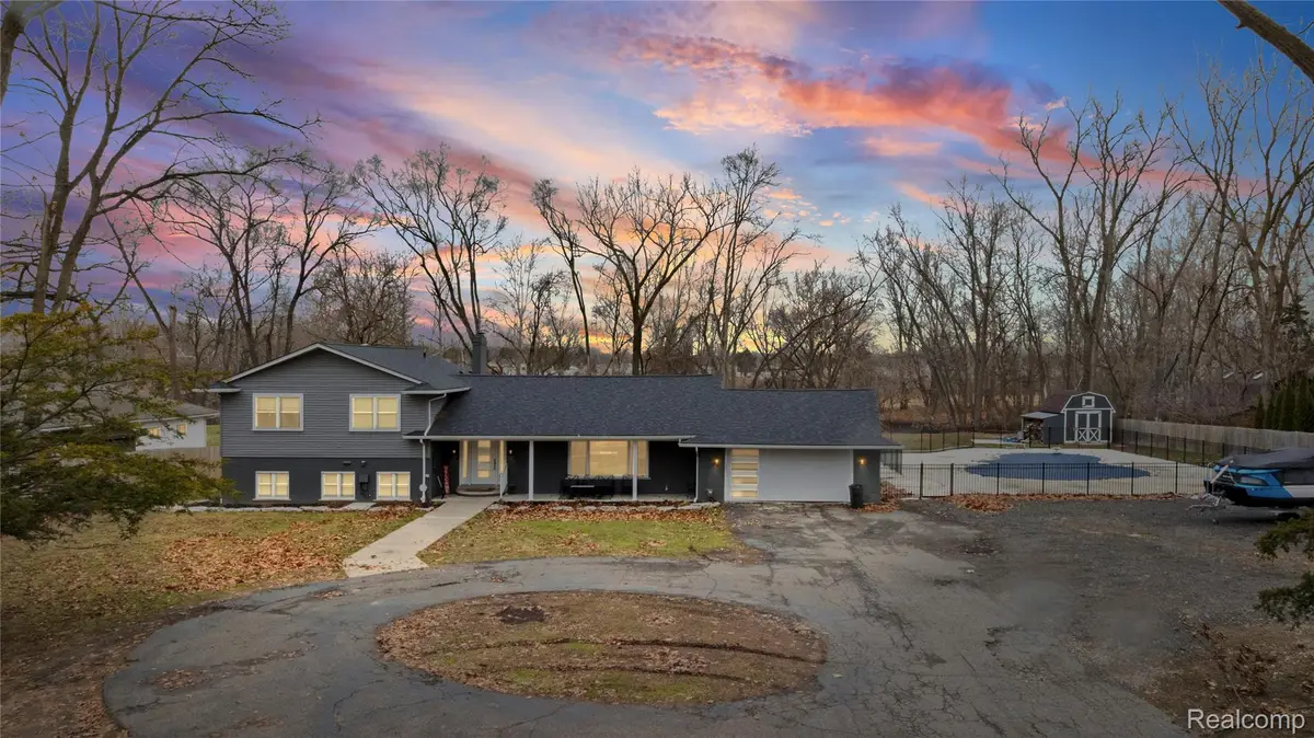 15879 Millar Road, Clinton Township, MI 48036 - #1