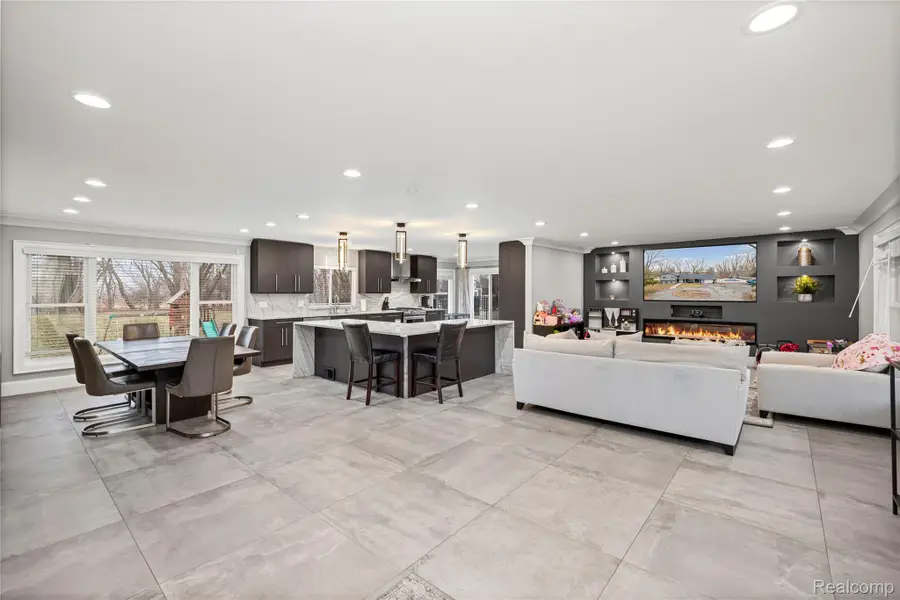 15879 Millar Road, Clinton Township, MI 48036 - #2