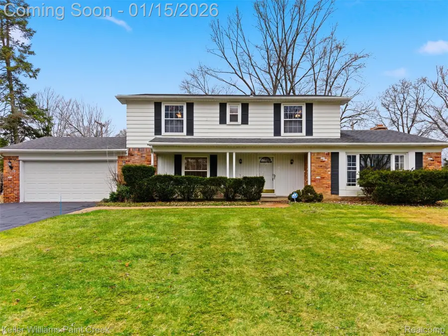 7434 Glengrove Drive, Bloomfield, MI 48301 - Image #2