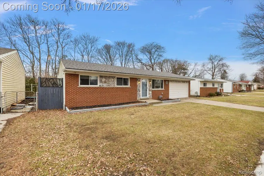 41859 Betley Drive, Sterling Heights, MI 48313 - Image #2