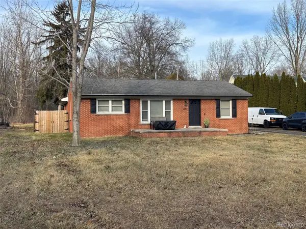 2060 Carleton West Road, Carleton, MI 48117