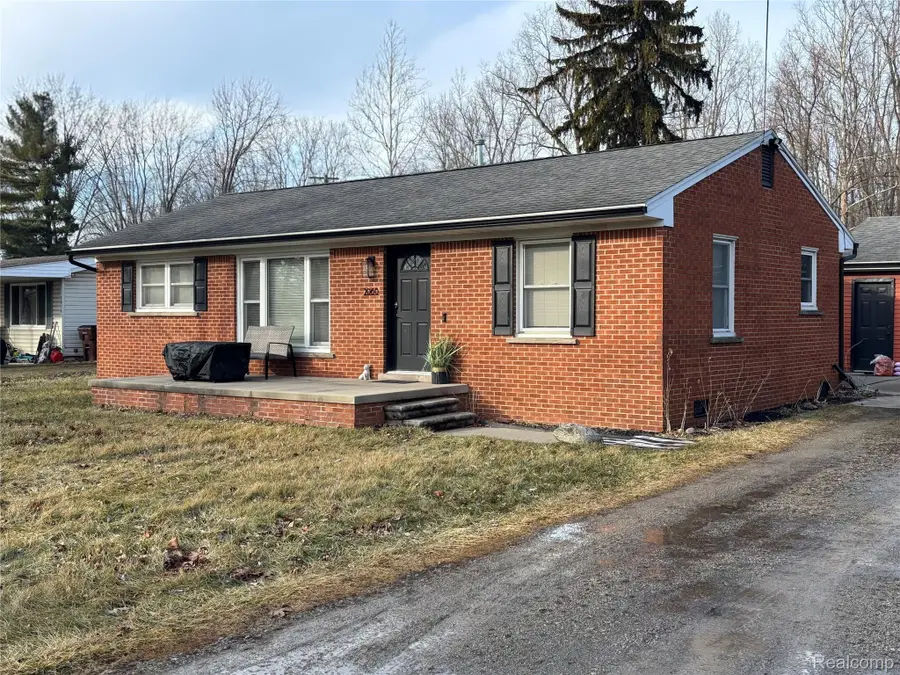 2060 Carleton West Road, Carleton, MI 48117 - Image #3