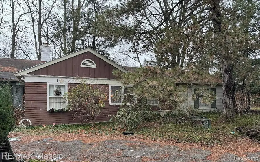 5760 Monterey Court, Bloomfield, MI 48301 - Image #2