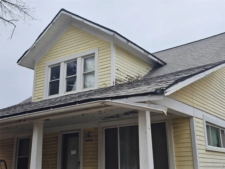 33342 Willow Road, New Boston, MI 48164 - Image #2