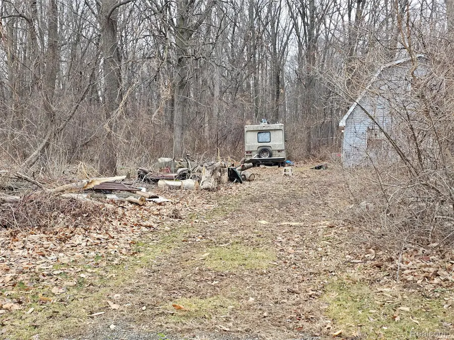 33342 Willow Road, New Boston, MI 48164 - Image #3