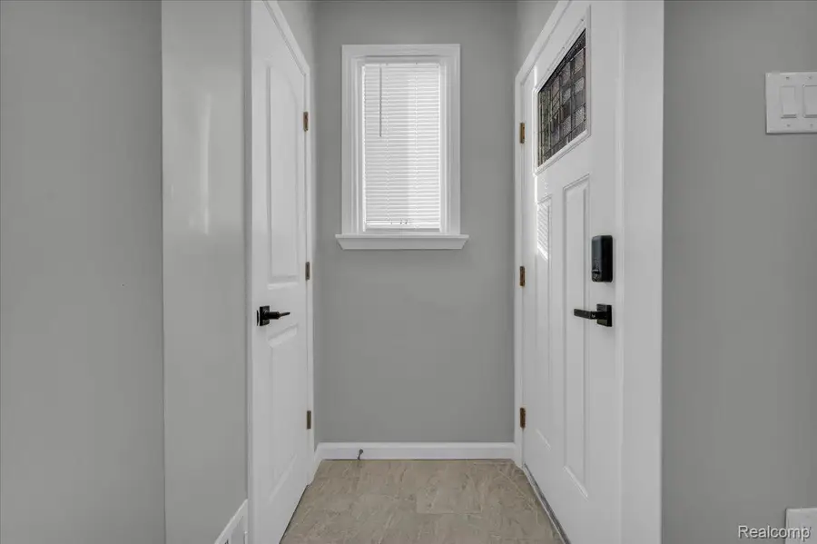 16874 Coyle Street, Detroit, MI 48235 - Image #3