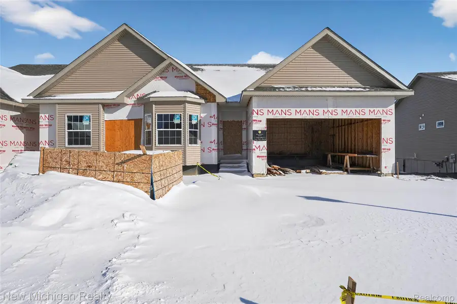 13183 Harbor Landings Drive #103, Fenton, MI 48430 - #2