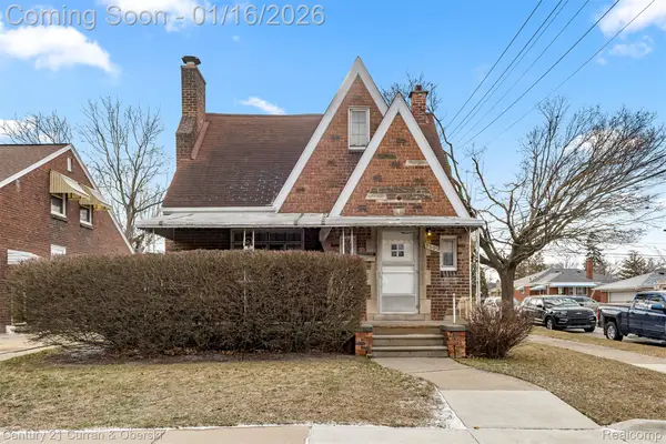 7502 Coolidge, CenterLine, MI 48015