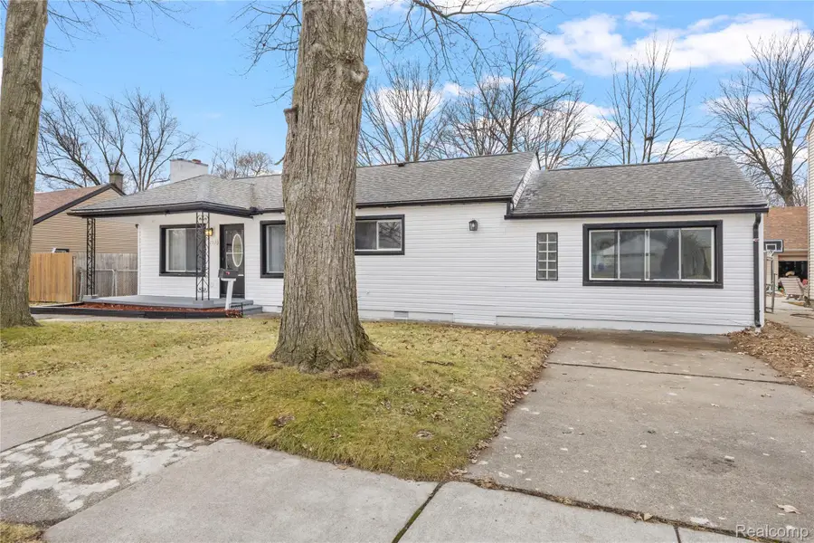 22513 Heussner Avenue, Warren, MI 48089 - Image #2