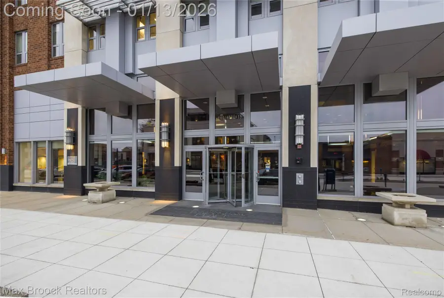 411 S Old Woodward Avenue #611, Birmingham, MI 48009 - Image #2