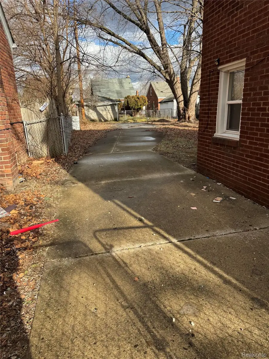 13693 Edmore Drive, Detroit, MI 48205 - Image #2