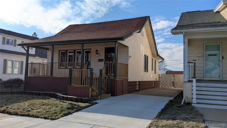 1062 1st Street, Wyandotte, MI 48192 - Image #2