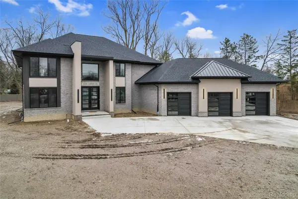 31130 Lahser, BeverlyHills, MI 48025