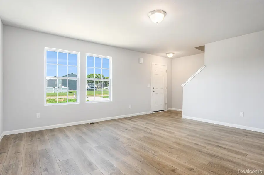 209 Wildflower Drive, Hillsdale, MI 49242 - Image #2