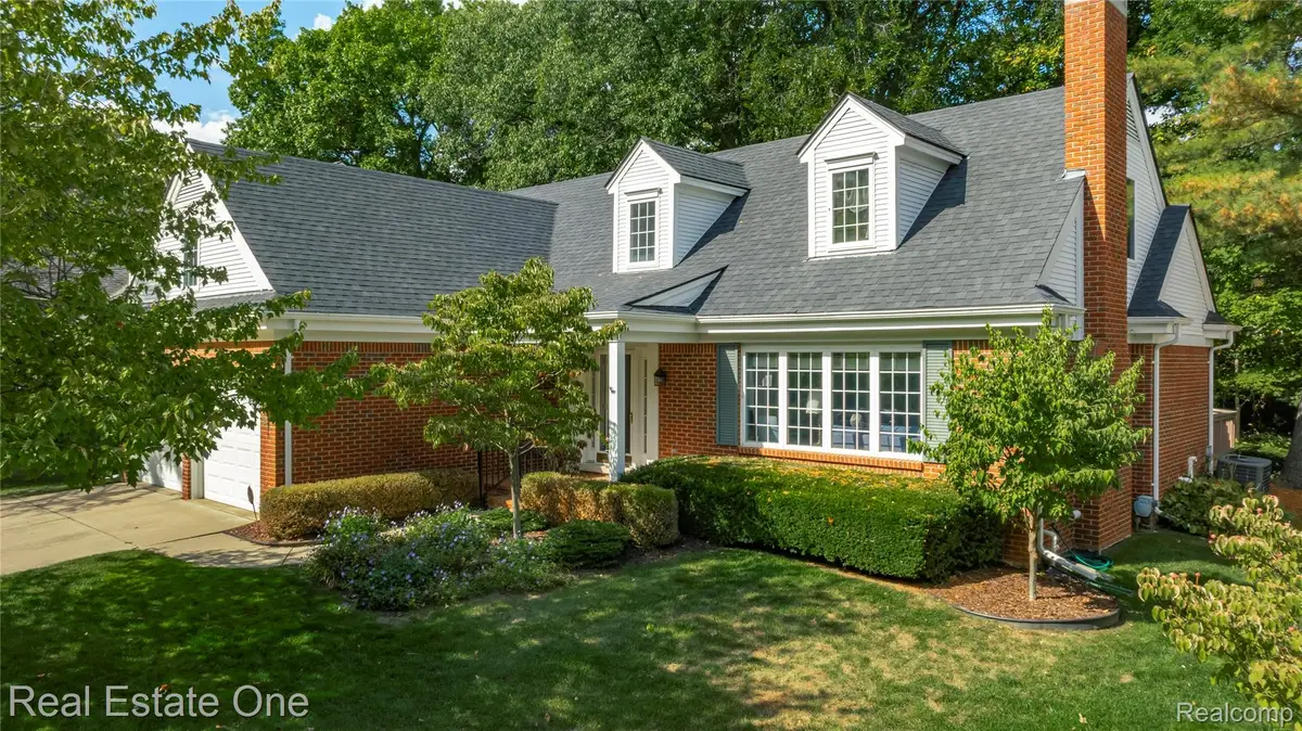 23326 Longacre Court, Farmington, MI 48335 - Image #1