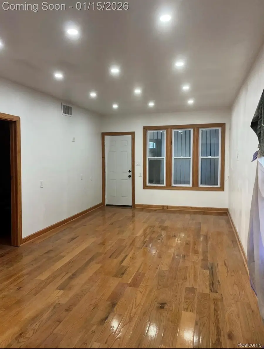 17333 Fenelon Street, Hamtramck, MI 48212 - Image #3