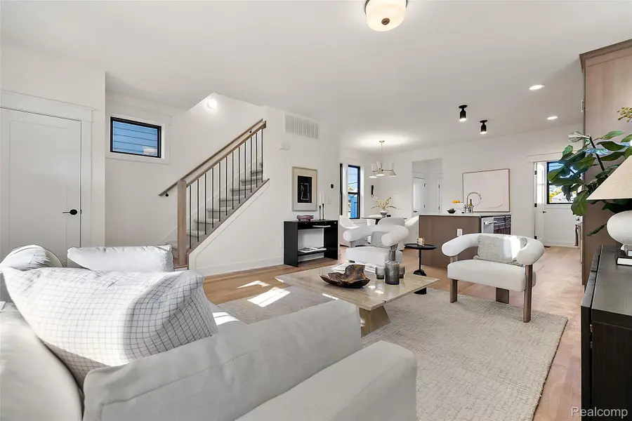 1723 Fischer Street, Detroit, MI 48214 - Image #3