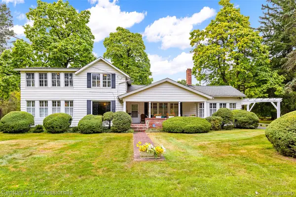 8051 Bridge Lake Road Road N, Clarkston, MI 48348