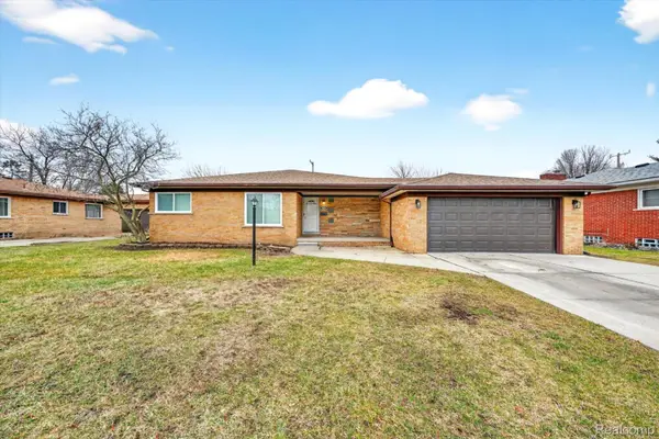 9289 Marion Crescent, Redford, MI 48239