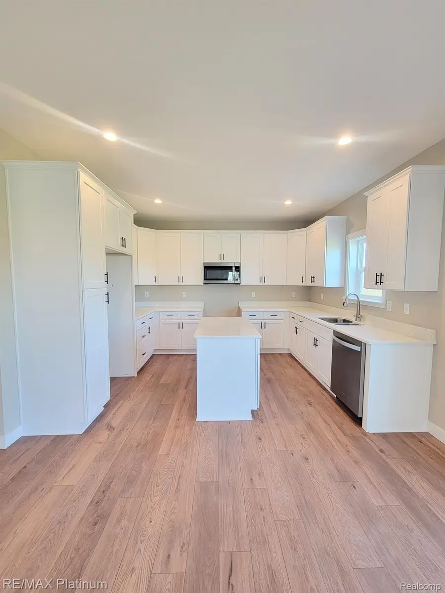 13107 Stony Brook Pass, Linden, MI 48451 - Image #3