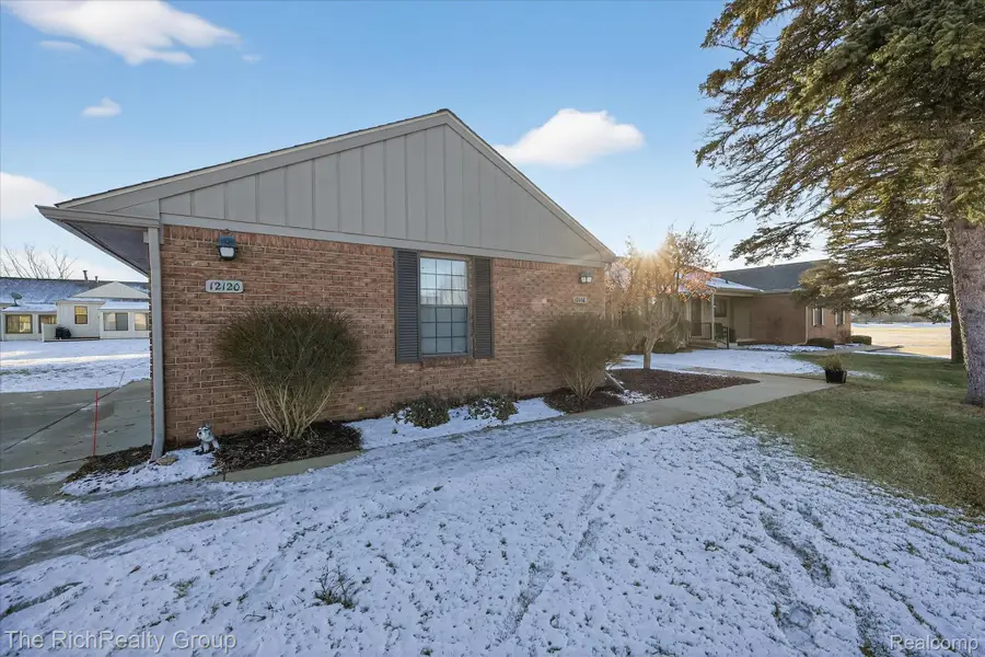 12116 Shenandoah Drive, South Lyon, MI 48178 - Image #2