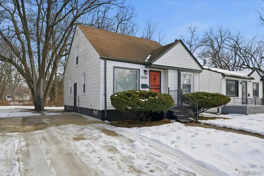 19466 Oakfield Street, Detroit, MI 48235 - Image #3
