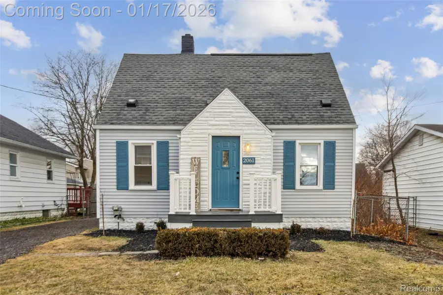 2061 E Boatfield Avenue, Burton, MI 48529 - Image #2