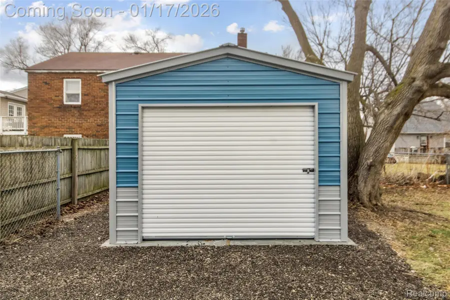 2061 E Boatfield Avenue, Burton, MI 48529 - Image #3