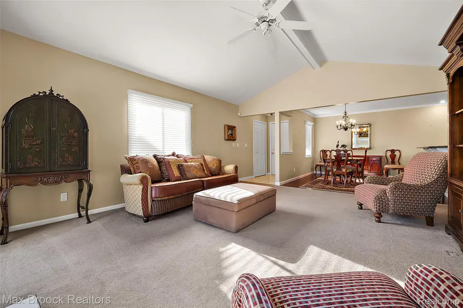 46784 Country Lane, Macomb, MI 48044 - Image #3