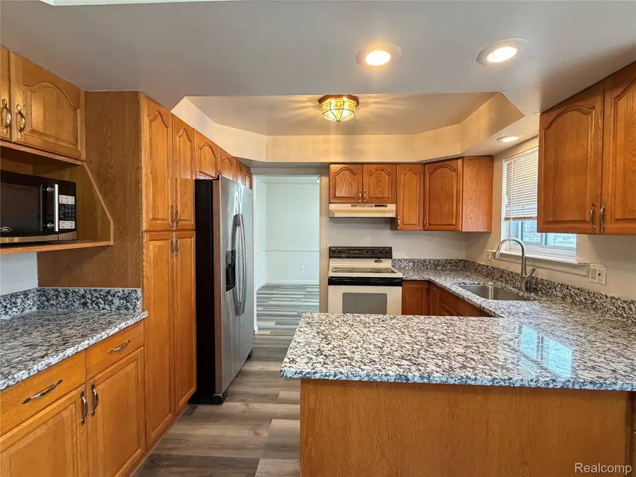 27233 Audrey Avenue, Warren, MI 48092 - Image #2