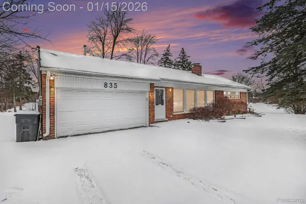 835 E Square Lake Road, Troy, MI 48085