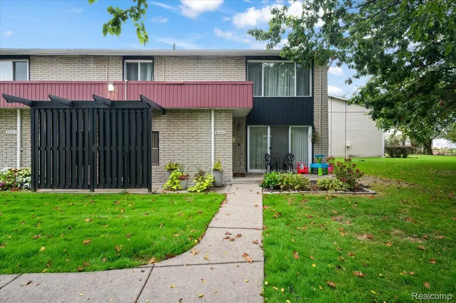 8323 Karam Boulevard #4, Warren, MI 48093 - #2