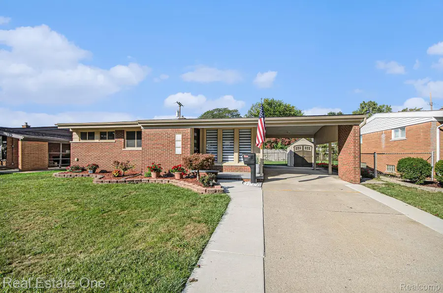 9720 Seavitt Drive, Allen Park, MI 48101 - Image #2