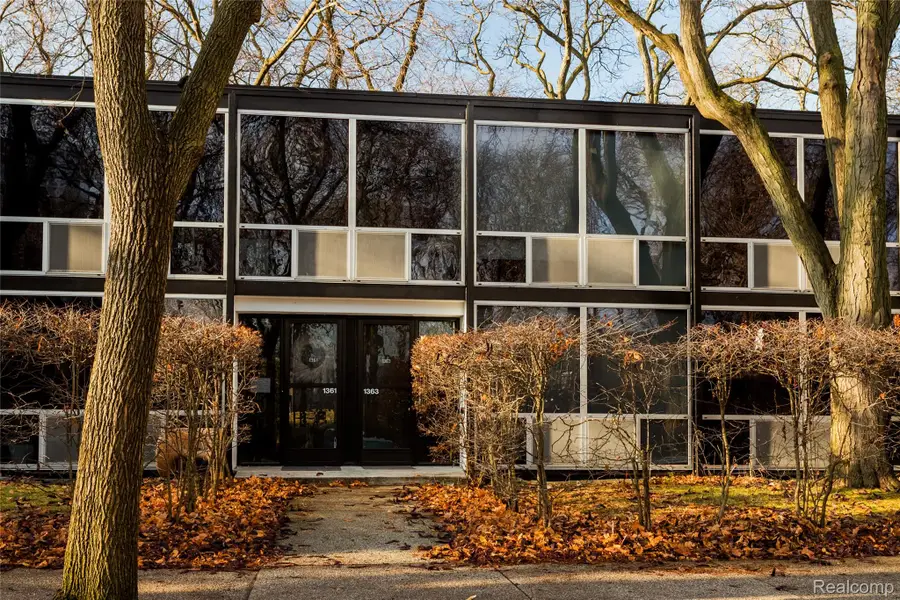 1363 Nicolet Nicolet Place, Detroit, MI 48207 - Image #2