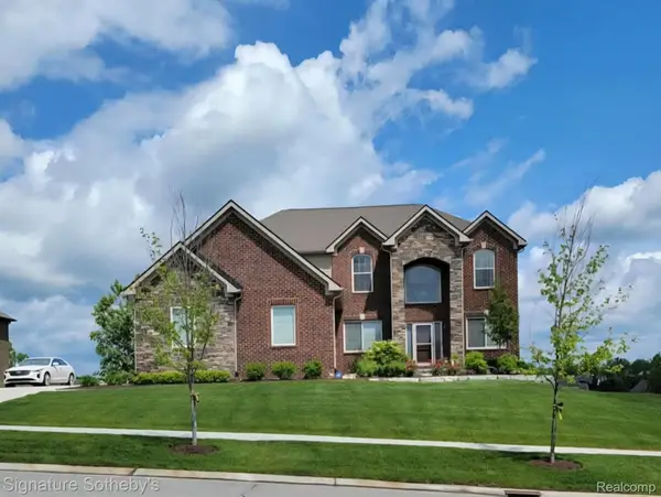464 Overlook Drive, Oxford, MI 48371