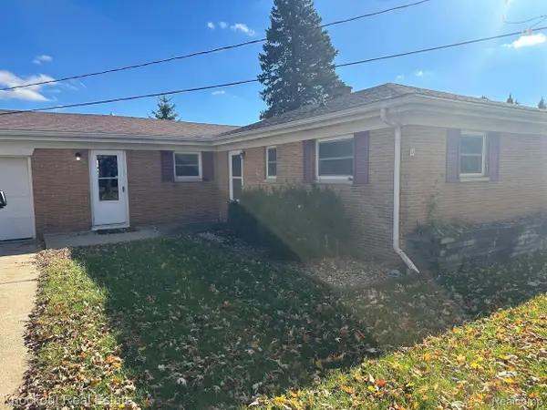 5030 Kenora Drive, Saginaw, MI 48604