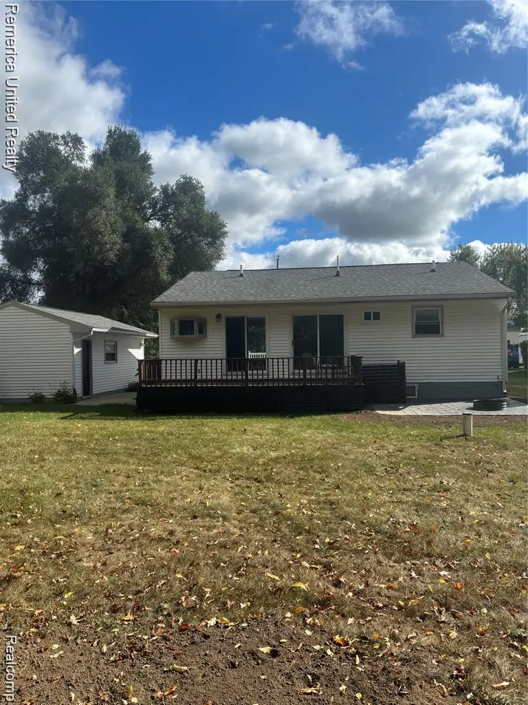 154 Golfview Drive, Brooklyn, MI 49230 - Image #2