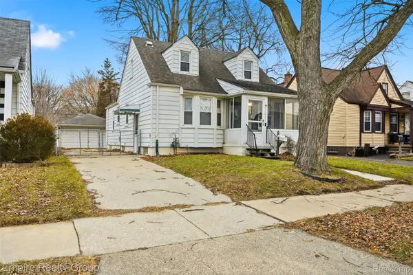 11431 Columbia, Redford, MI 48239