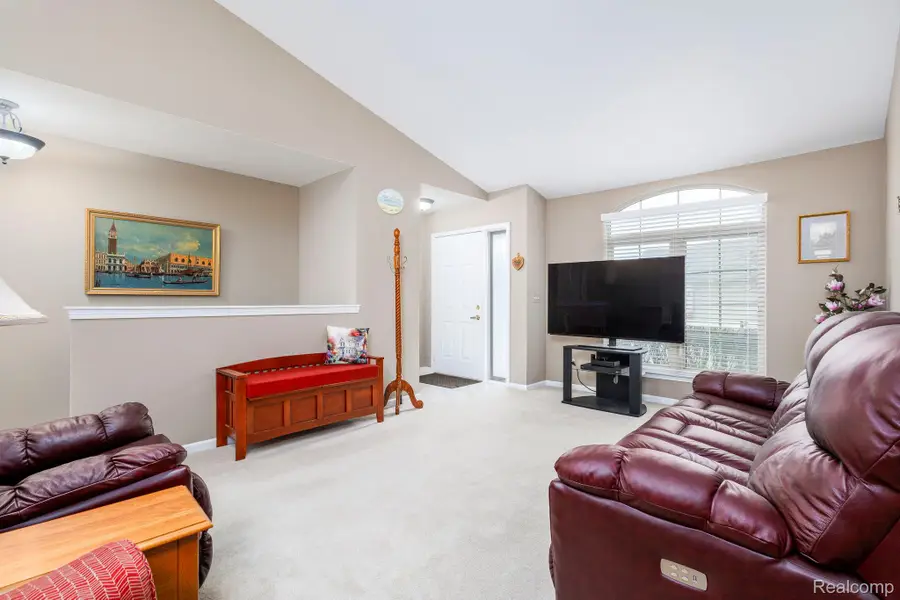 46436 Imperial Lane, Macomb, MI 48044 - Image #3