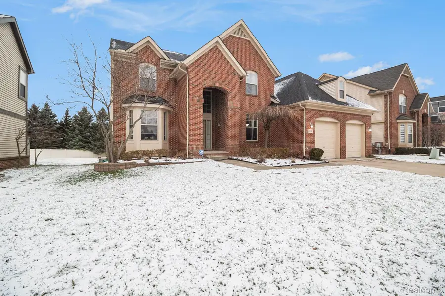 829 Grandview Drive, Commerce, MI 48390 - Image #3