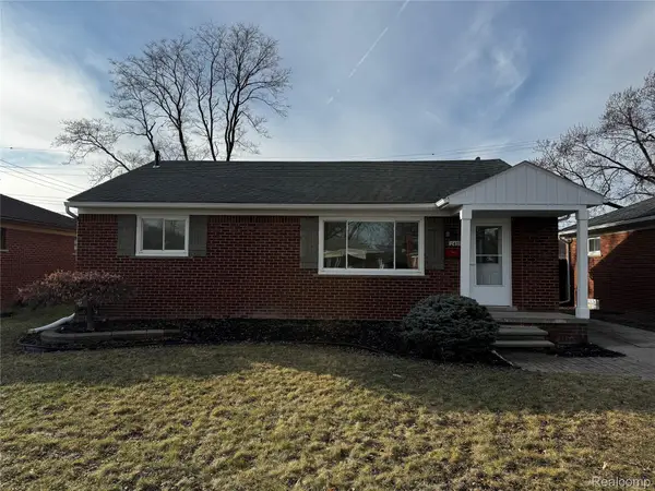 24515 Petersburg Avenue, Eastpointe, MI 48021