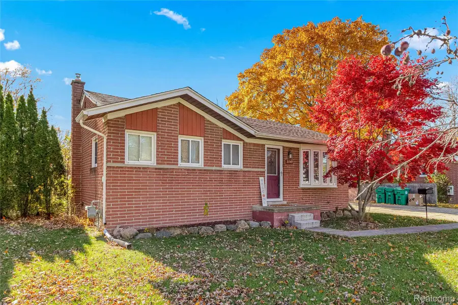 31549 John Hauk Street, Garden City, MI 48135 - Image #2