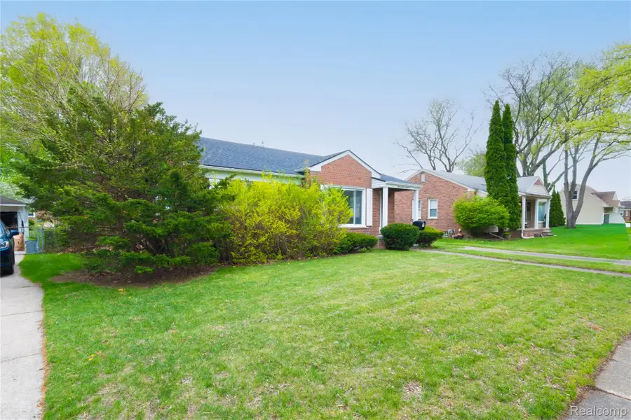 11316 Arcola Street, Livonia, MI 48150 - #2