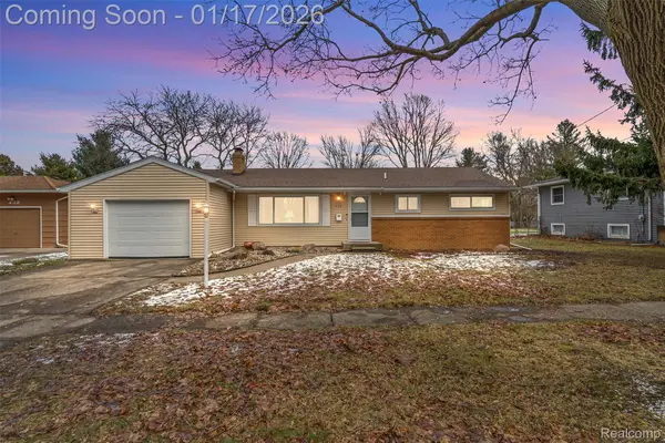 428 Sunnyside Drive, Flushing, MI 48433