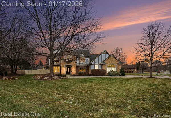 54990 Sherwood Lane, ShelbyTwp, MI 48315