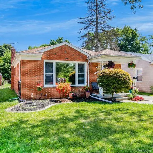 16966 Wakenden, Redford, MI 48240 - Image #2