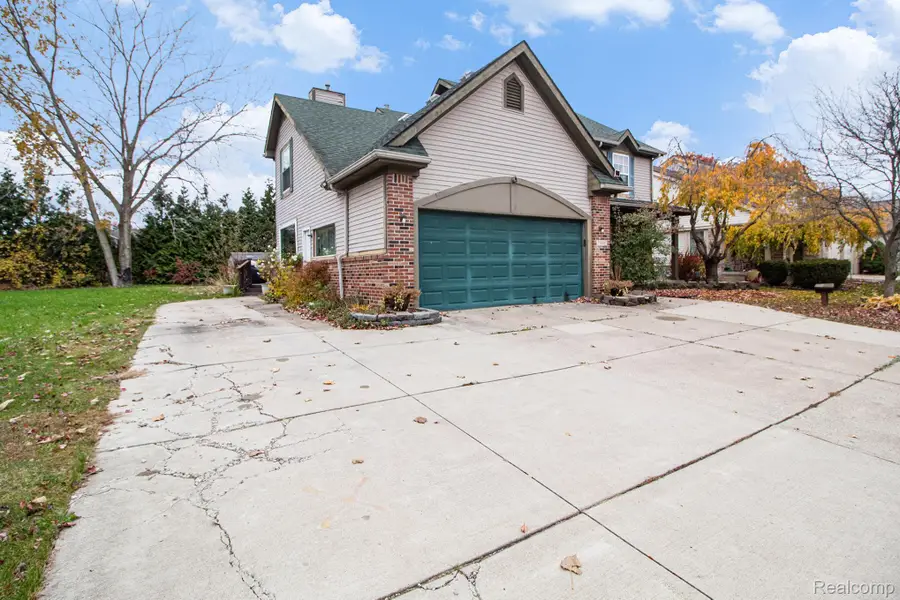 23840 Brentwood Drive, Trenton, MI 48183 - Image #3