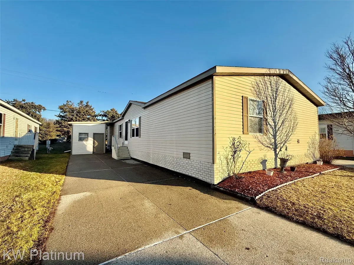 49872 Teton, Shelby Charter Township, MI 48315 - Image #1