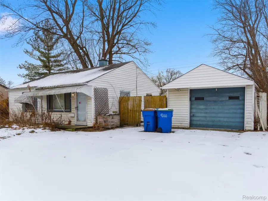 14382 Knox Avenue, Warren, MI 48089 - Image #2